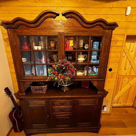 Bor I Woda - Klimatyczny, Drewniany Dom W Sercu Jezior I Lasow Niesiolowice