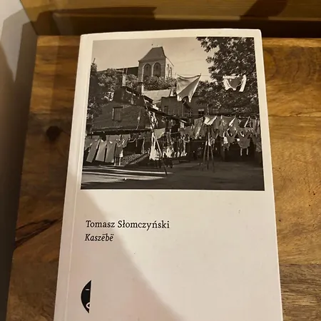 Bor I Woda - Klimatyczny, Drewniany Dom W Sercu Jezior I Lasow Niesiolowice