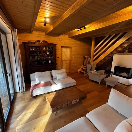 Bor I Woda - Klimatyczny, Drewniany Dom W Sercu Jezior I Lasow Niesiolowice