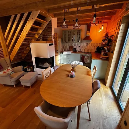 Bor I Woda - Klimatyczny, Drewniany Dom W Sercu Jezior I Lasow