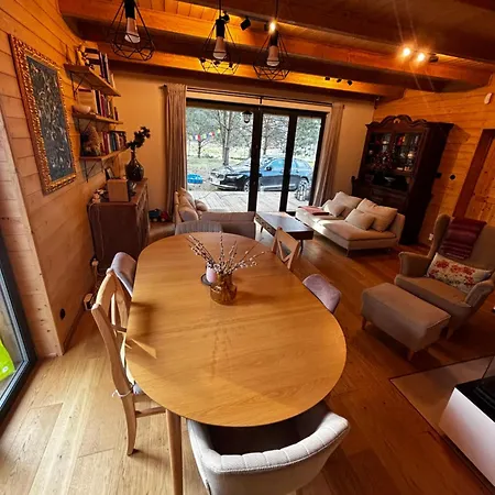 Holiday home Bor I Woda - Klimatyczny, Drewniany Dom W Sercu Jezior I Lasow Niesiolowice