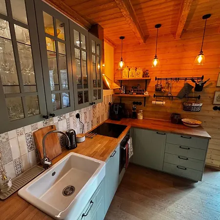 Holiday home Bor I Woda - Klimatyczny, Drewniany Dom W Sercu Jezior I Lasow